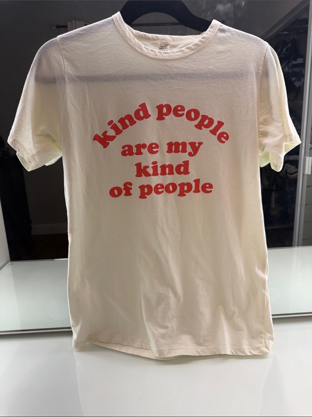 Graphic Tee - kind people Cream Short Sleeve Shirt with Red Text size L fit S-M